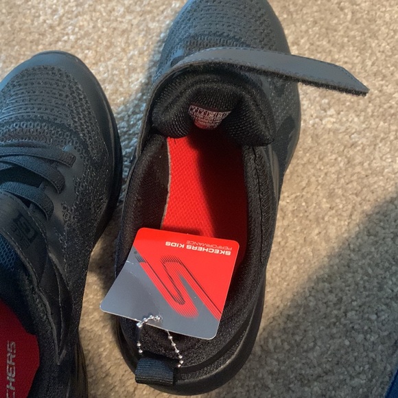 Boys sketchers runners - Picture 3 of 9